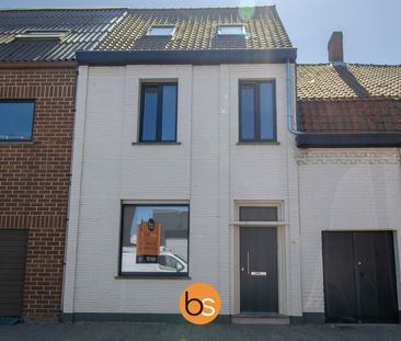 Gerenoveerde rijwoning met 3 slaapkamers in het centrum van Rollege... - Foto 2