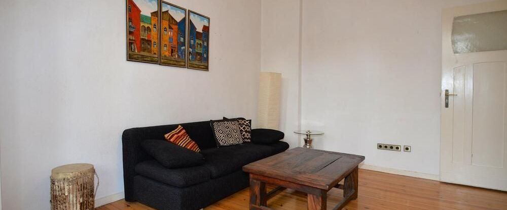 Freundliche 2-Zimmer-Wohnung mit Balkon in Berlin Schöneberg, möbliert - Photo 1