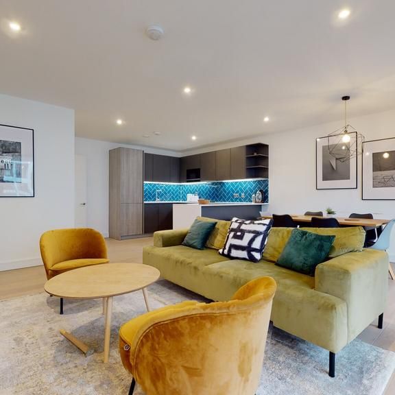 3 bedroom flat to rent - Photo 1