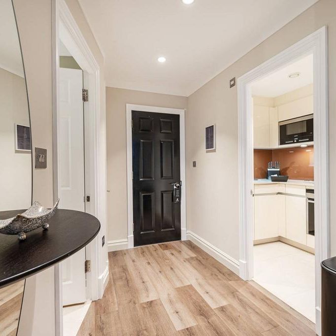 1 bedroom flat to rent - Photo 1