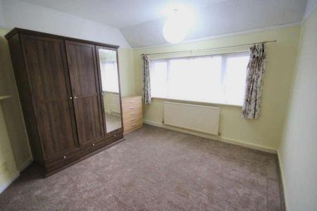 Neeld Crescent, Wembley, Middlesex, HA9 - Photo 3