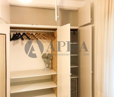 Piso de alquiler en Ramón Berenguer el Vell, El Raval - Photo 1