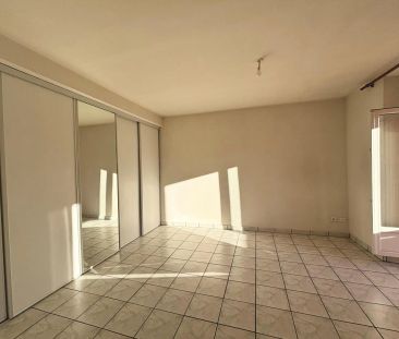 Appartement à louer 3 pièces 68.5m² - Photo 3