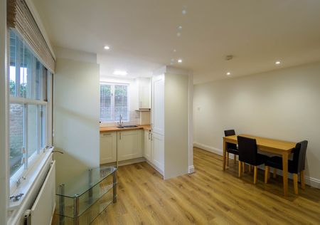 1 Bed Flat, Church Road, TW10 - Photo 2
