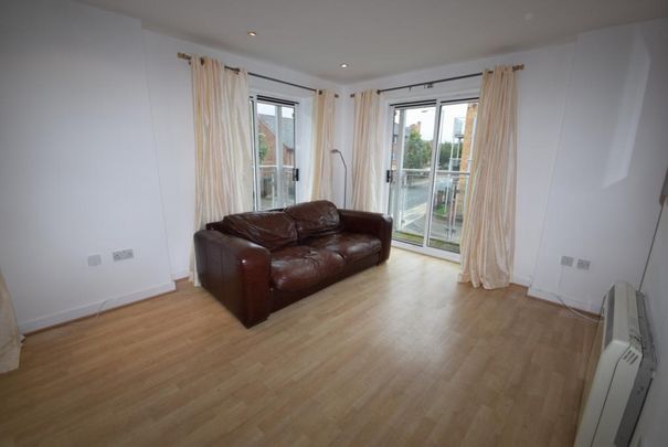 3 bedroom apartment to rent - Photo 1