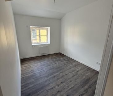 Location Appartement 3 pièces 51m² MACON 71000 - Photo 2