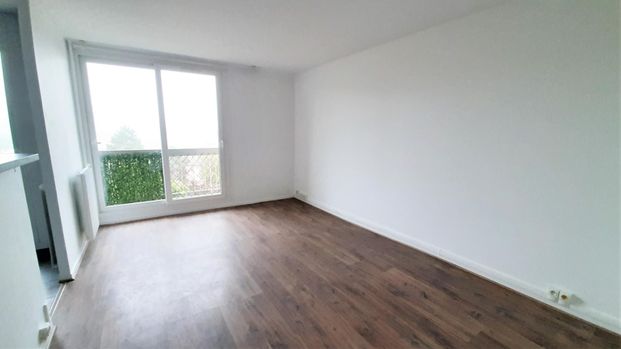 location Appartement T1 DE 35.69m² À CERGY - Photo 1