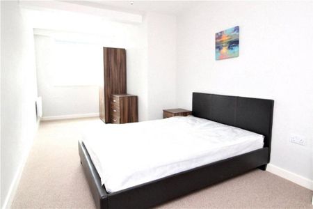 3 bedroom apartment to rent - Photo 2
