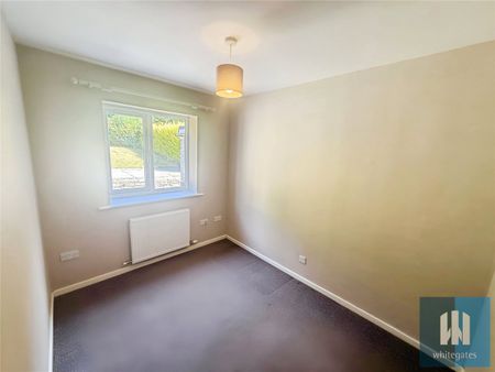 Chapel Close, Berry Brow, Huddersfield, HD4 - Photo 3