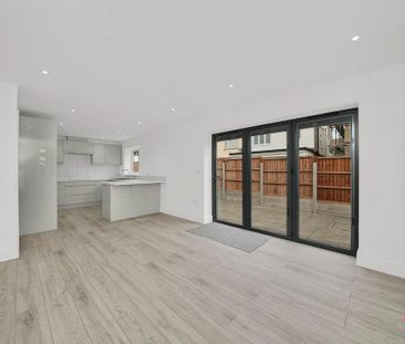 3 bedroom detached bungalow to rent - Photo 1