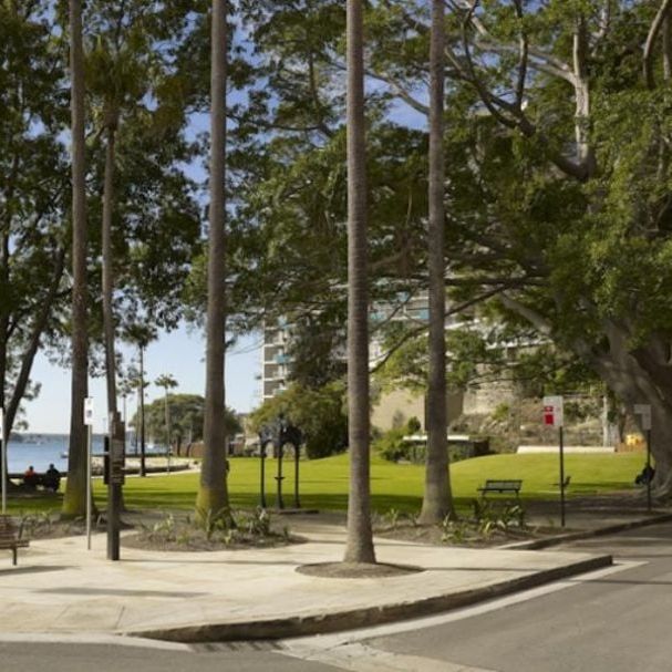 CHARMING STUDIO RETREAT IN THE HEART OF ELIZABETH BAY - Photo 1