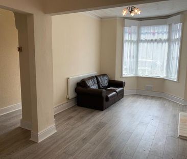 Thurston Street, Cardiff - Photo 1