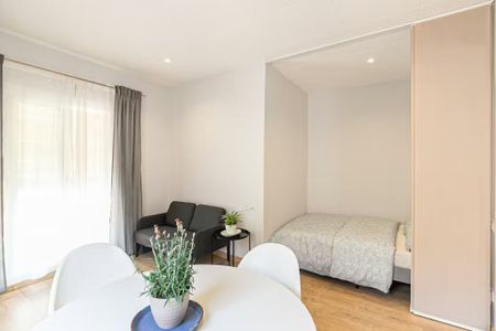 Carrer de Guifré, Barcelona, Catalonia 08001 - Photo 4