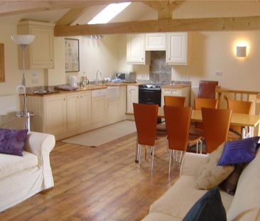 2 bedroom barn conversion to rent - Photo 5