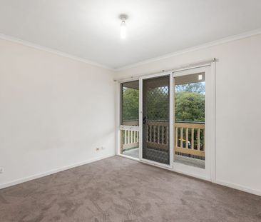 3 Bedroom Townhouse with Ensuite - Photo 3