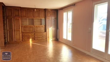 Location Appartement 4 pièces 80m² BLOIS 41000 - Photo 2