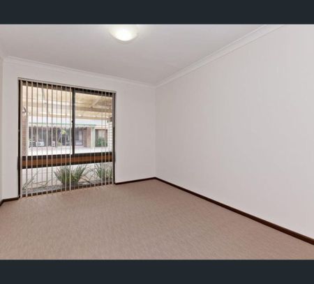 13/37 Engler Street, Booragoon, WA 6154 - Photo 5