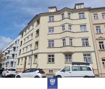 GemÃ¼tliche Wohnung mit Loggia und groÃzÃ¼gigem Wohnzimmer! - Foto 2