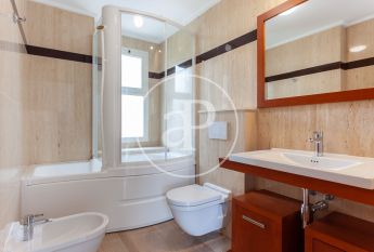 Flat for rent with swimming pool in Ciutat Jardí (Valencia)