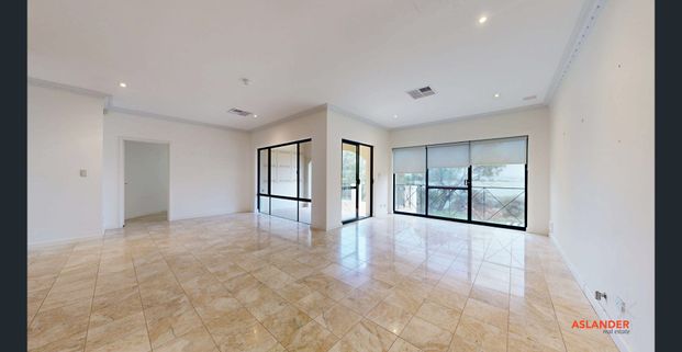 VIEW TO DIE FOR - Photo 1