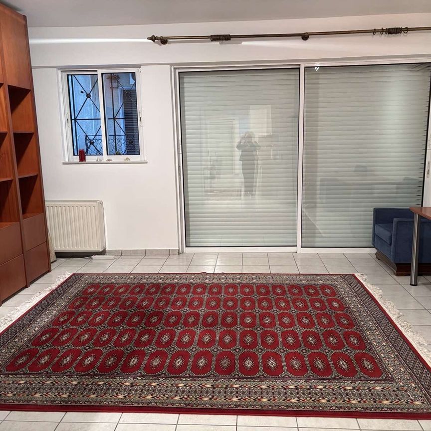 Διαμέρισμα για ενοικίαση Μουσείο (Εξάρχεια - Νεάπολη) - Φωτογραφία 1