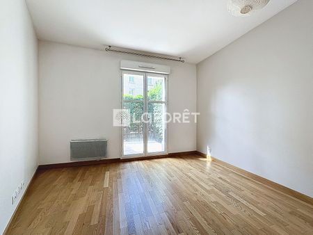 Apartment - Photo 2