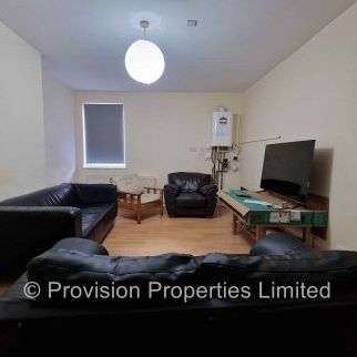 2 Bedroom Flats in Leeds - Photo 1