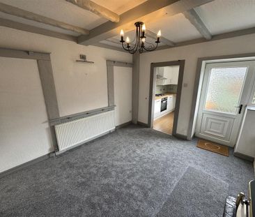 2 bedroom end of terrace house to rent - Photo 5