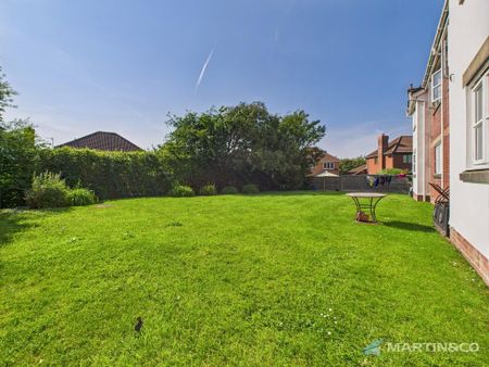 1 bedroom ground floor flat to rent - Photo 3