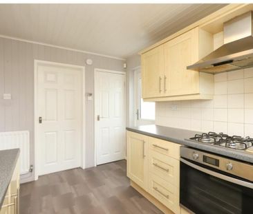 3 Bed Semi-Detached House, Hail Mary Drive, S13 - Photo 3