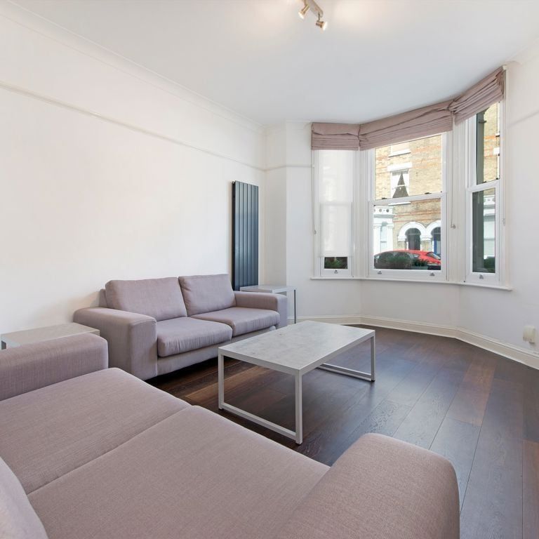 Annandale Road, W4 2HE, London - Photo 1