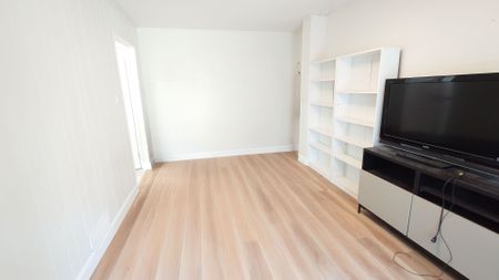 For Lease - 172 Simonston Boulevard Unit# BSMT, Markham, Ontario - Photo 2