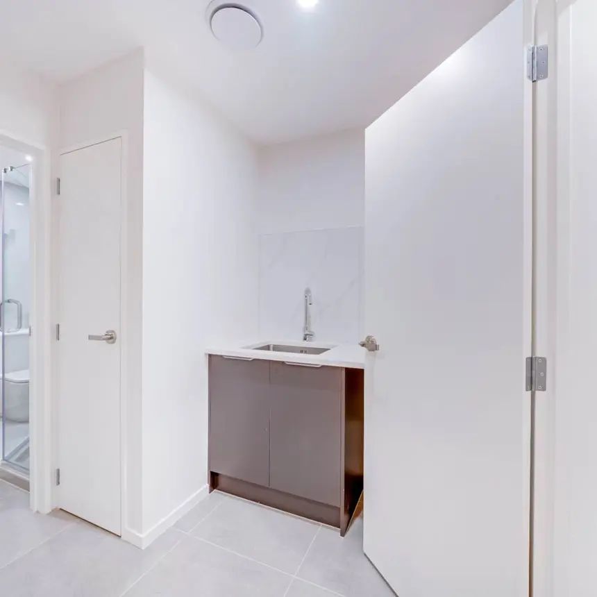 Beautiful Family Home! - Photo 1