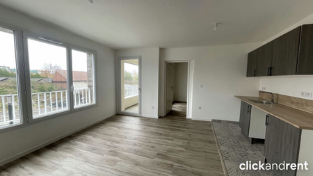 Appartement 2 pièces lumineux avec parking – Résidence récente et sécurisée à Lille - Photo 3