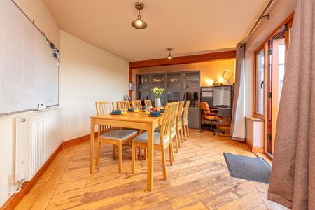 Wellington Road - Photo 2