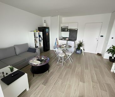 Location Appartement 2 pièces 43m² - Photo 6