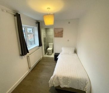 Tower Street, Boston, Property for rent - Photo 1