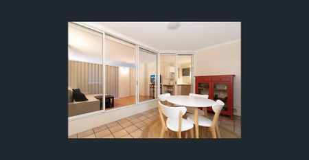 16/23 Quinton Street, Kangaroo Point, Qld 4169 - Photo 4