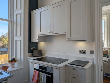 2 bedroom apartment to rent - Photo 4