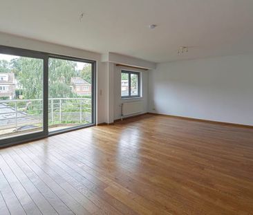 Appartement te huur - foto 3
