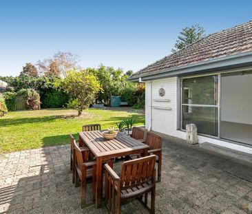 For Lease – Light-Filled Family Home in a Leafy Beaumaris Pocket - Photo 6