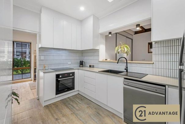 Family Home with Expansive Outdoor Entertaining - Photo 1