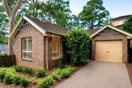 Spacious & Low-Maintenance Villa in Quiet Normanhurst Pocket - Photo 3