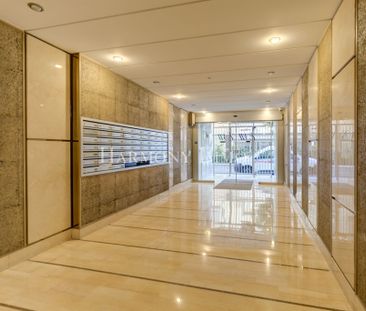 Location Appartement 1 pièce 27m² NICE 06000 - Photo 6