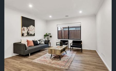 Modern Home, Endless Park Views, and Enough Space to Lose the Kids - Photo 3