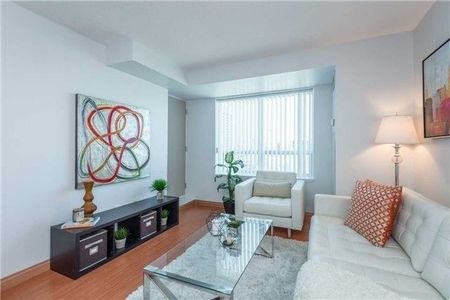 For Lease - 39 Oneida Crescent Unit# 1015, Richmond Hill, Ontario - Photo 2