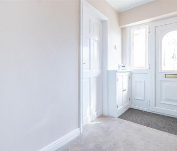 3 bedroom bungalow to rent - Photo 3