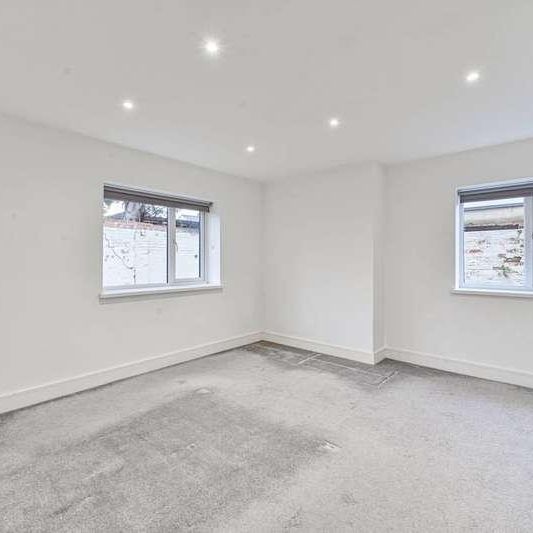 Moorfield Road, Orpington, BR6 - Photo 1