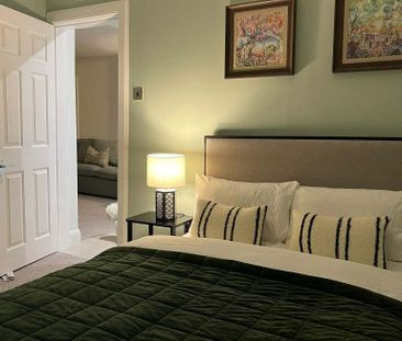 2 bedroom ground floor flat to rent - Photo 3