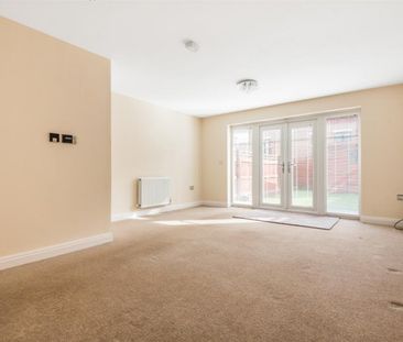 4 bedroom House To Let - Photo 2
